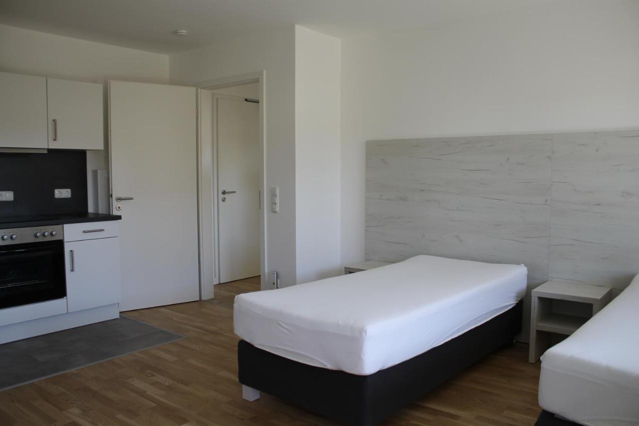 2 Zimmer Apartment Mit Bis Zu 4 Einzelbetten In Der Land Of Living Kelheim Exteriör bild