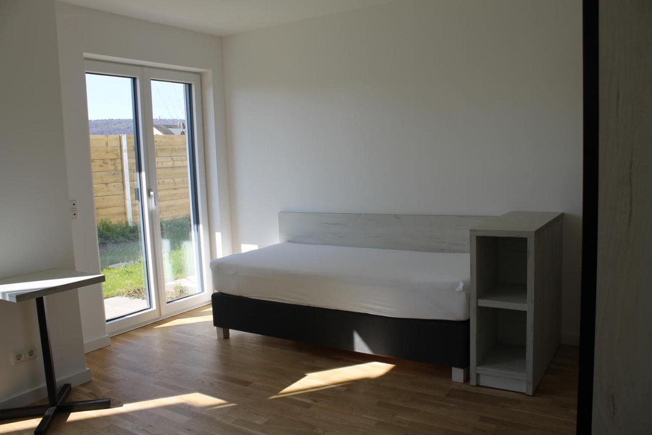 2 Zimmer Apartment Mit Bis Zu 4 Einzelbetten In Der Land Of Living Kelheim Exteriör bild